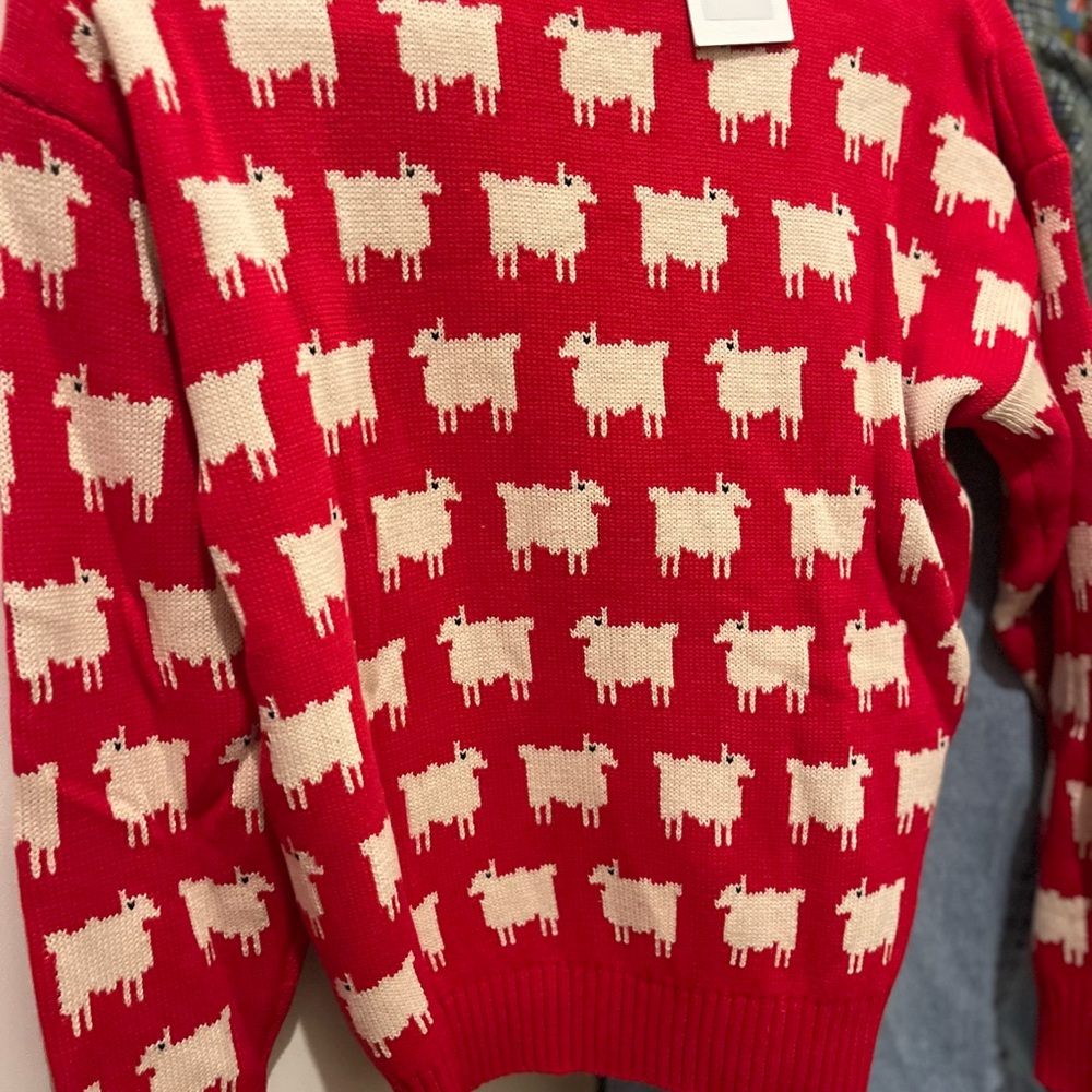Red Sheep Pattern Sweater - Picture 6 of 6